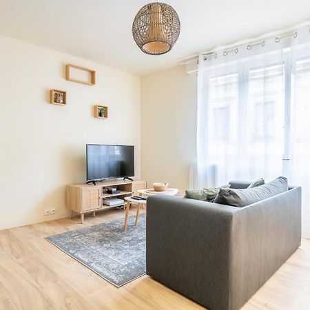 Le Chic - Appartement Elegant & Cosy En Hyper-Centre De Douai Exterior foto